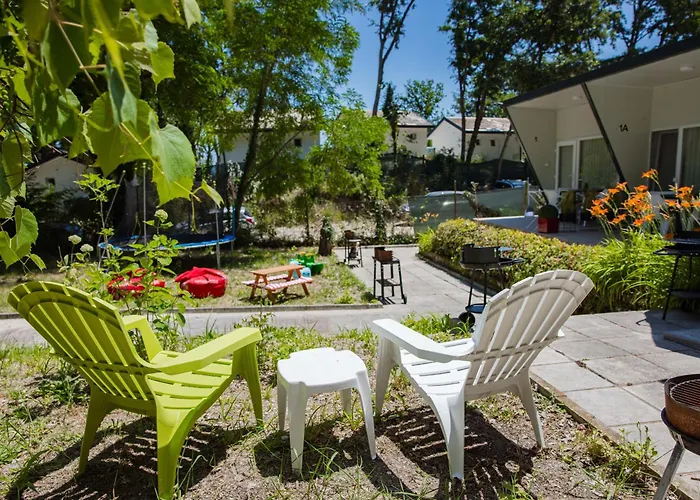 مكان تخييم Albatross Family Nest Breeze *